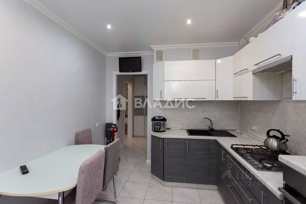 2-к кв. Владимирская область, Владимир ул. Нижняя Дуброва, 52к1 (55.7 ... - Фото 1