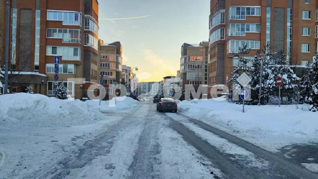 Продается 2-комнатная квартира - Фото 1