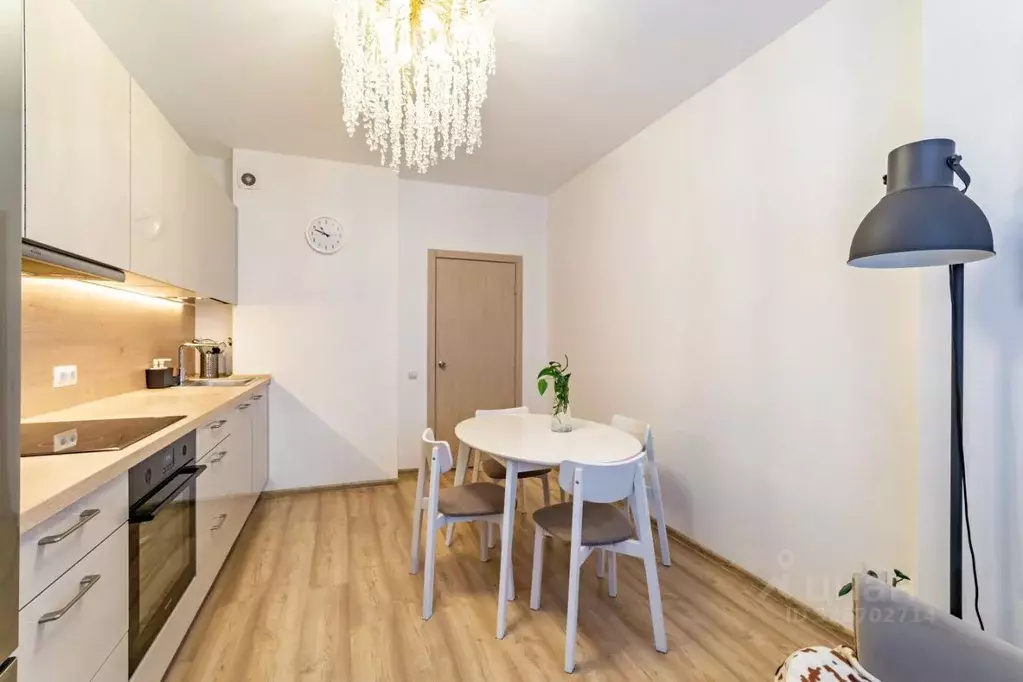 3-к кв. Свердловская область, Екатеринбург ул. Академика Парина, 4 ... - Фото 2