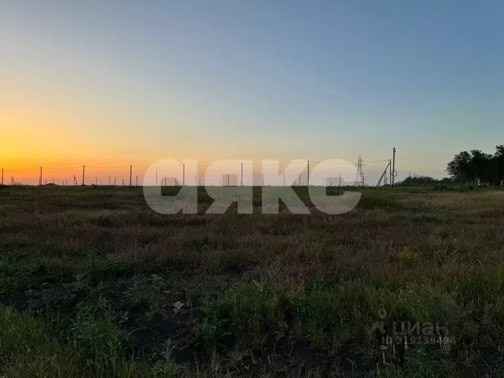 Участок в Краснодарский край, Кореновск Изумрудный пер. (6.0 сот.) - Фото 0