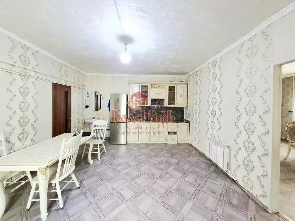 Дом в Владимирская область, Александровский район, Следневское ... - Фото 0