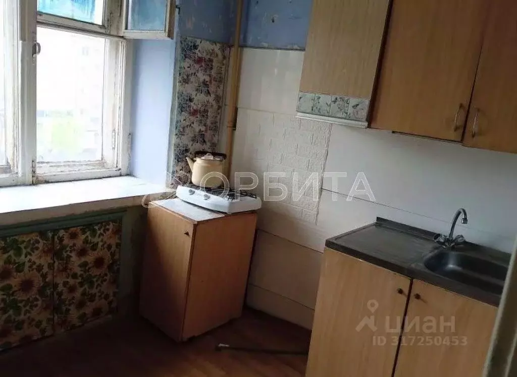 2-к кв. Тюменская область, Тюмень ул. Мельникайте, 95 (44.1 м) - Фото 0
