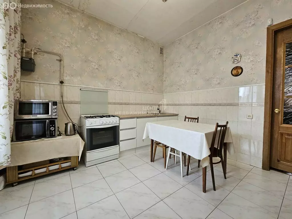 3-комнатная квартира: Казань, улица Зинина, 20 (115.7 м) - Фото 0