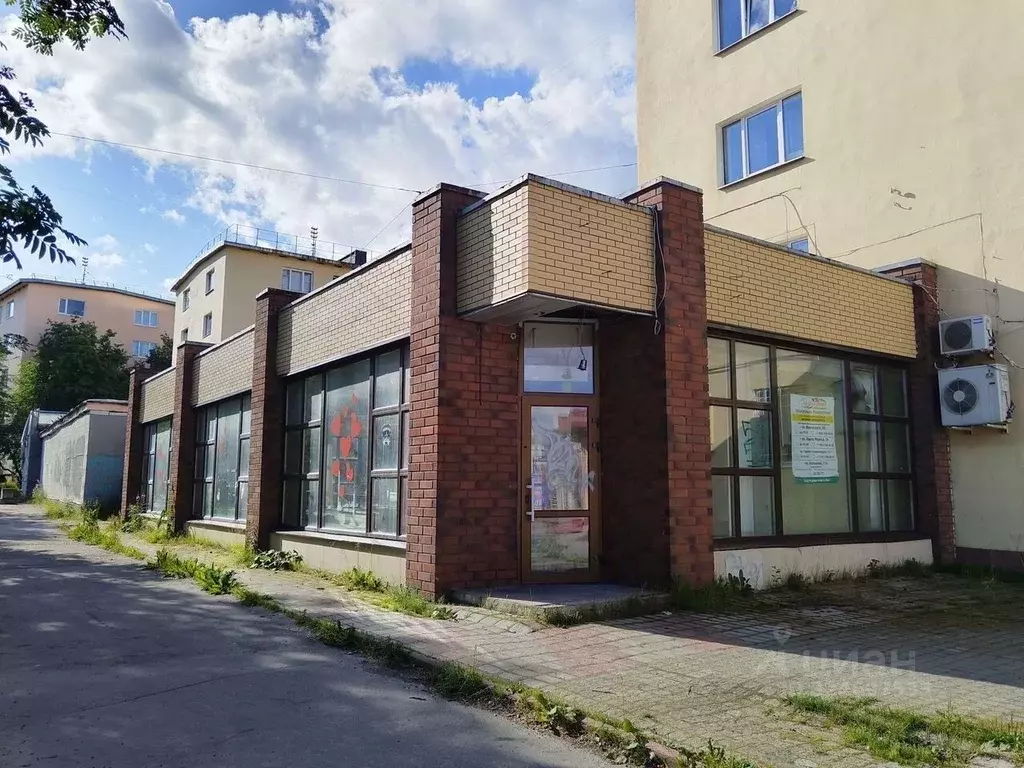 Помещение свободного назначения в Мурманская область, Мурманск просп. ... - Фото 1