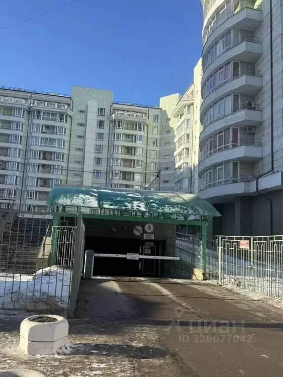 Гараж в Красноярский край, Красноярск ул. Алексеева, 93 (15 м) - Фото 1