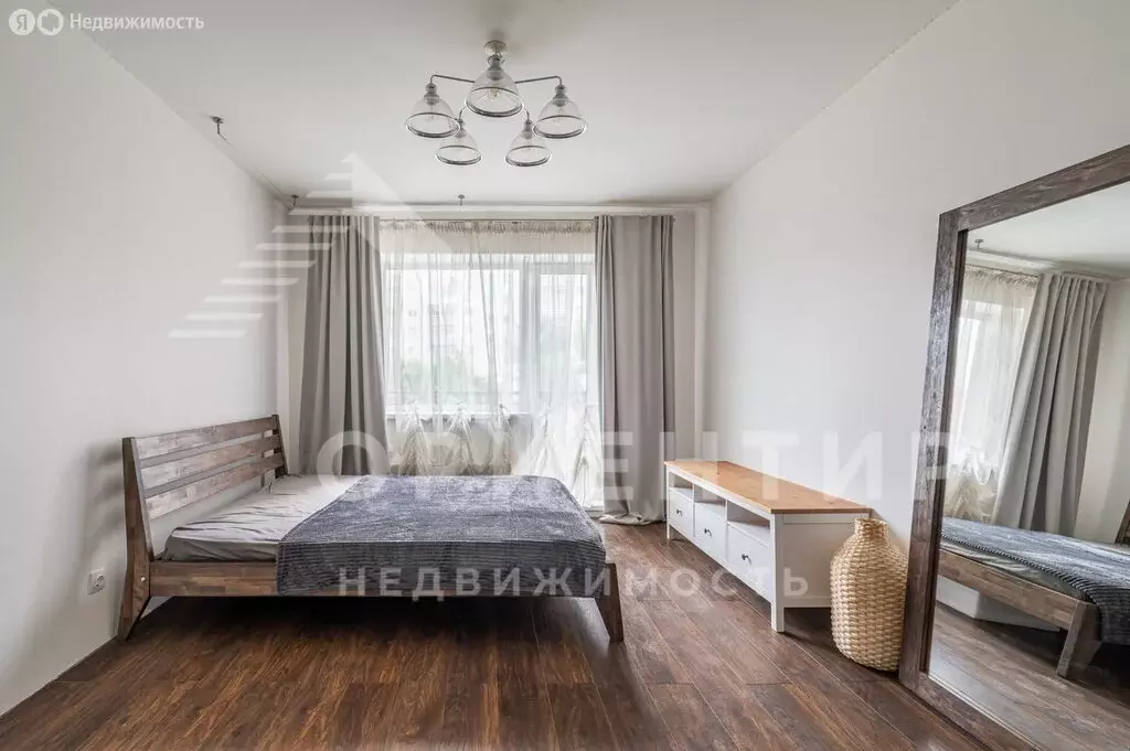 1-комнатная квартира: Екатеринбург, улица Чапаева, 21 (37 м) - Фото 0