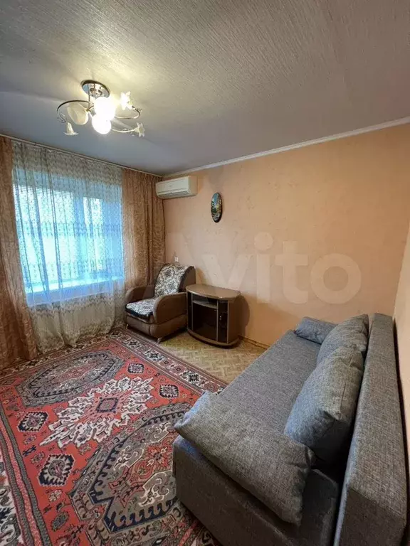 Комната 16 м в 2-к., 1/5 эт. - Фото 0