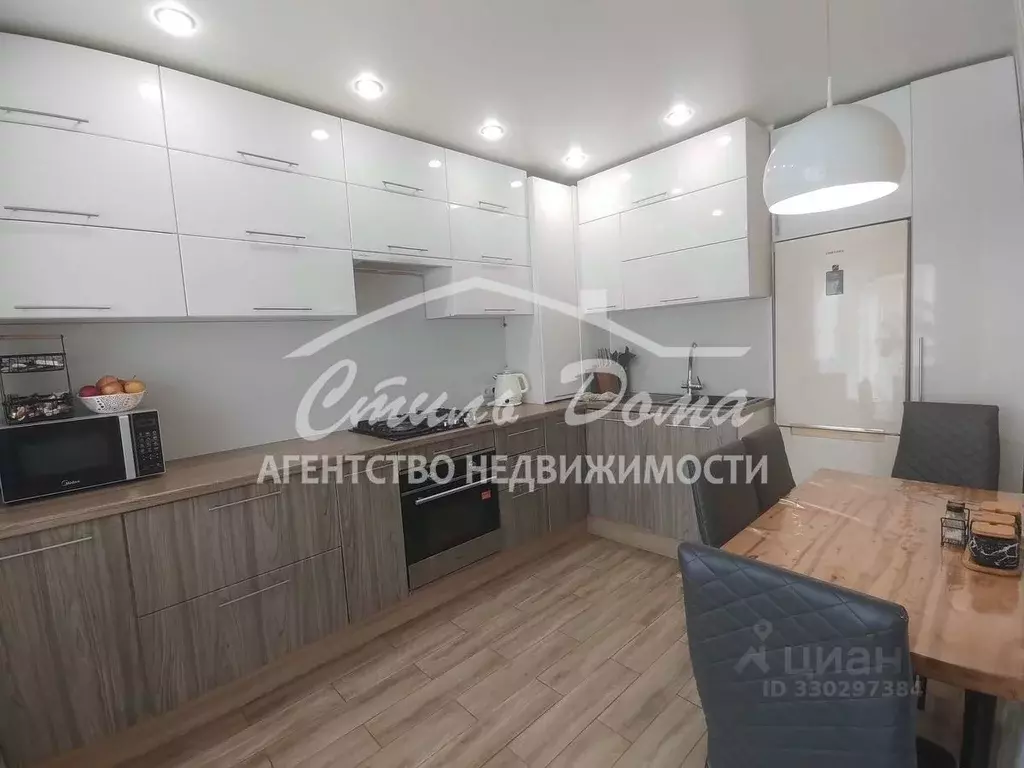 3-к кв. Волгоградская область, Городище рп ул. Пархоменко, 41 (65.2 м) - Фото 1