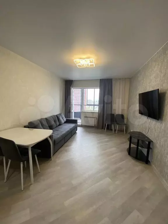2-к. квартира, 55 м, 14/17 эт. - Фото 0