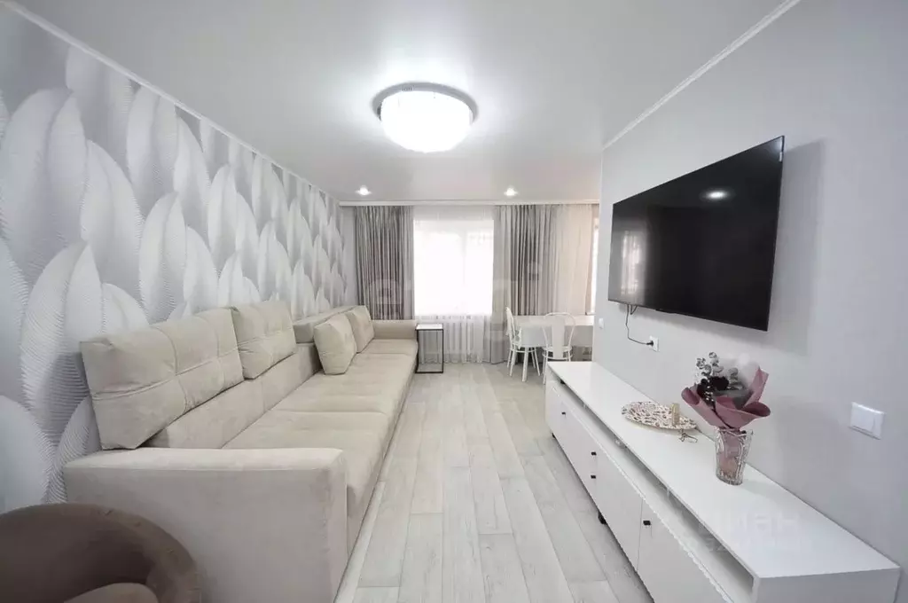 3-к кв. Башкортостан, Салават ул. Карла Маркса, 24 (56.3 м) - Фото 1