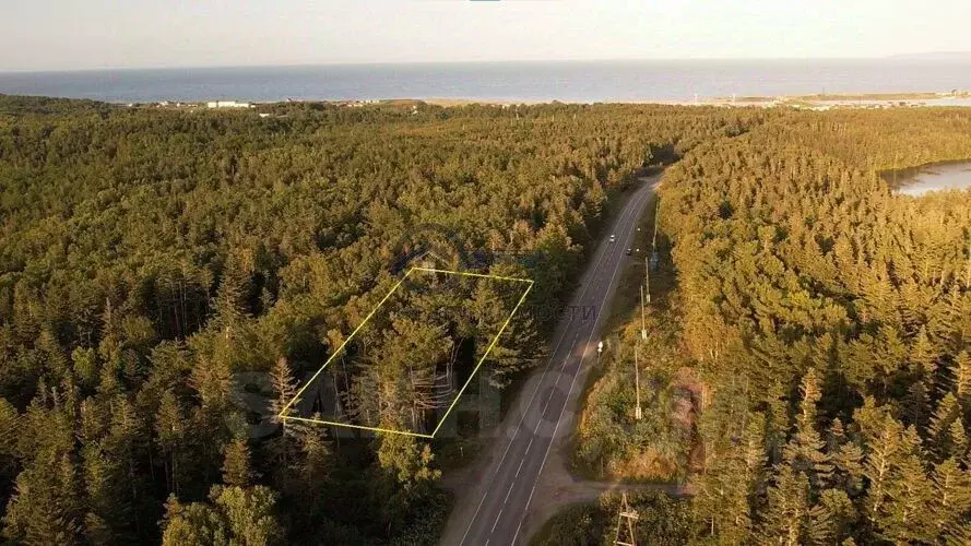Участок в Сахалинская область, Корсаковский городской округ, с. ... - Фото 0