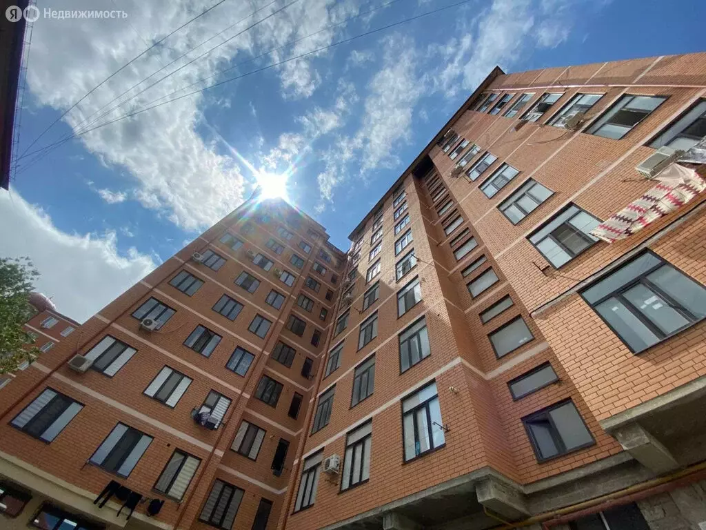 1-комнатная квартира: Дербент, проспект Агасиева, 18Ж (50 м) - Фото 0