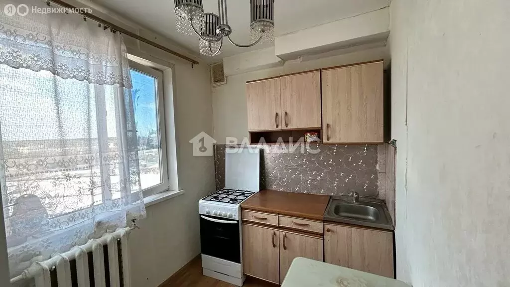 1-комнатная квартира: посёлок городского типа Икша, улица ДРСУ-5, 4 ... - Фото 1