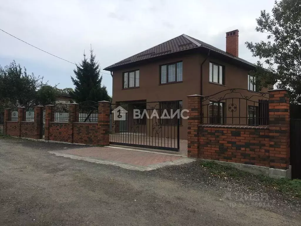 Дом в Калининградская область, Гурьевский муниципальный округ, пос. ... - Фото 1