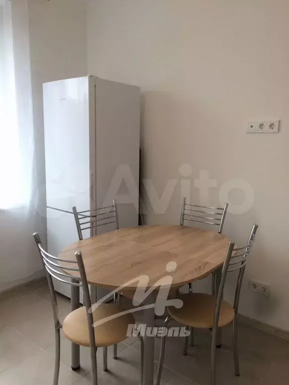 2-к. квартира, 56 м, 4/8 эт. - Фото 1