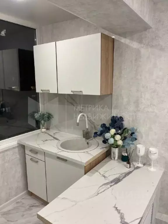 Студия Тюменская область, Тюмень ул. Республики, 239 (16.0 м) - Фото 1