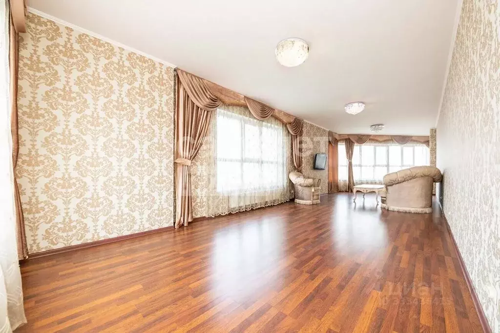 3-к кв. Пермский край, Пермь ул. Чернышевского, 15Б (112.9 м) - Фото 2