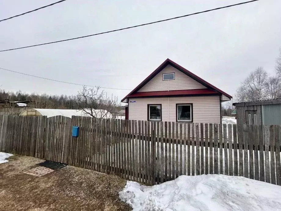 Дом в Пермский край, Березники ул. Дружбы, 95 (30 м) - Фото 1