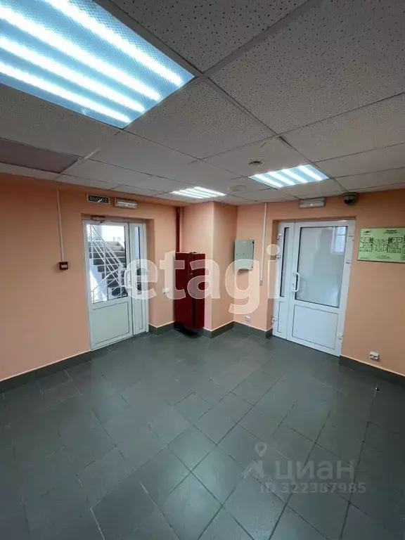Офис в Ямало-Ненецкий АО, Новый Уренгой Оптимистов мкр, 6/2 (156 м) - Фото 1