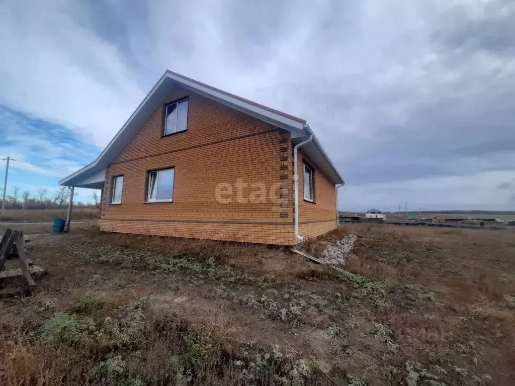 Дом в Белгородская область, Валуйки ул. Фурманова (127 м) - Фото 1