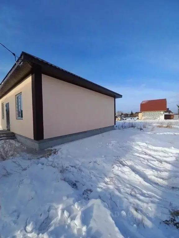 Дом в Свердловская область, Сысертский городской округ, пос. Большой ... - Фото 0