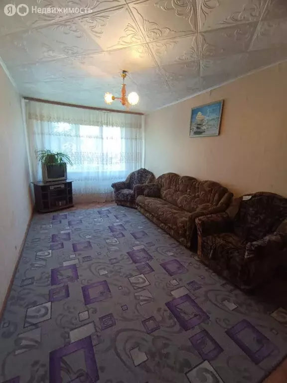 2-комнатная квартира: Кувандык, улица Маршала Жукова, 16А (46.9 м) - Фото 0