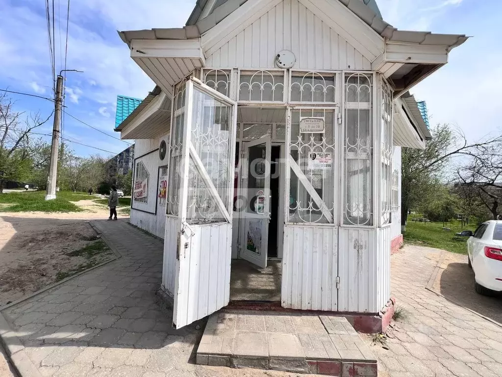 Помещение свободного назначения в Калмыкия, Элиста 4-й мкр, 7А (66 м) - Фото 1