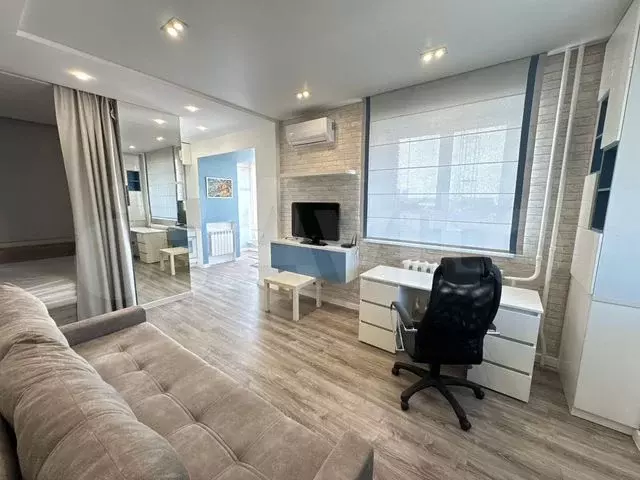 1-к. квартира, 32 м, 4/12 эт. - Фото 0