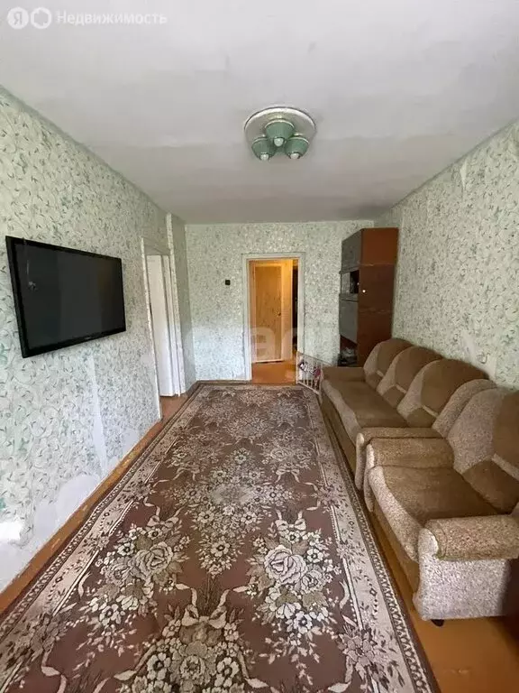 2-комнатная квартира: Верхняя Салда, улица Рабочей Молодёжи, 7 (41.9 ... - Фото 1