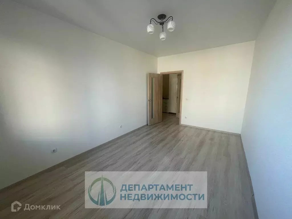 Продаётся 1-к квартира, 63.4 м - Фото 1