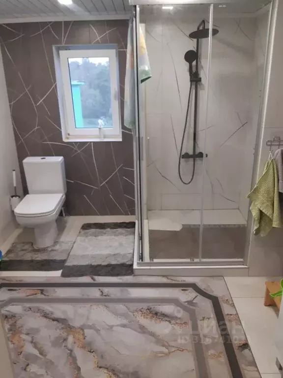 Дом в Ленинградская область, Сланцевский район, Выскатское с/пос, д. ... - Фото 0