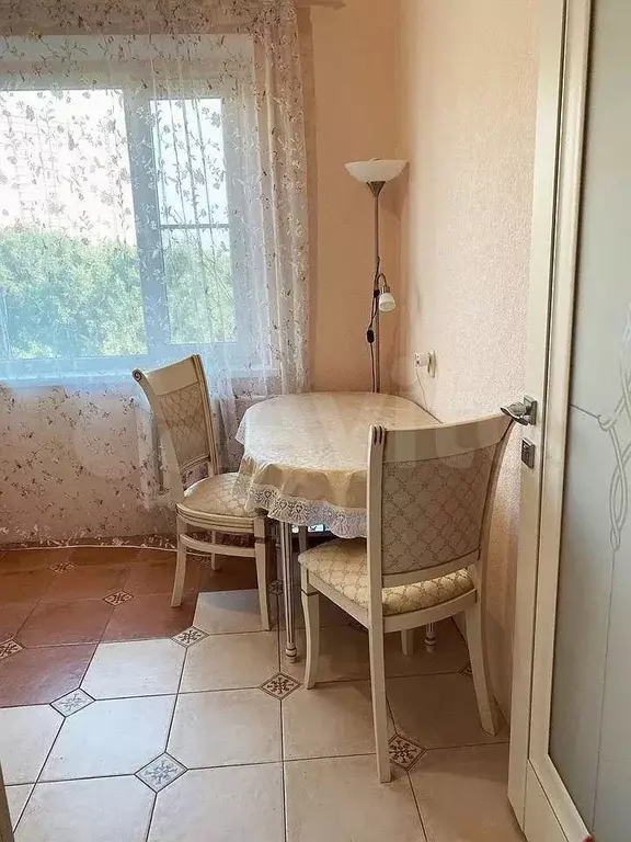 2-к. квартира, 55 м, 9/10 эт. - Фото 1