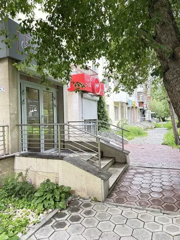 Помещение свободного назначения в Свердловская область, Екатеринбург ... - Фото 2