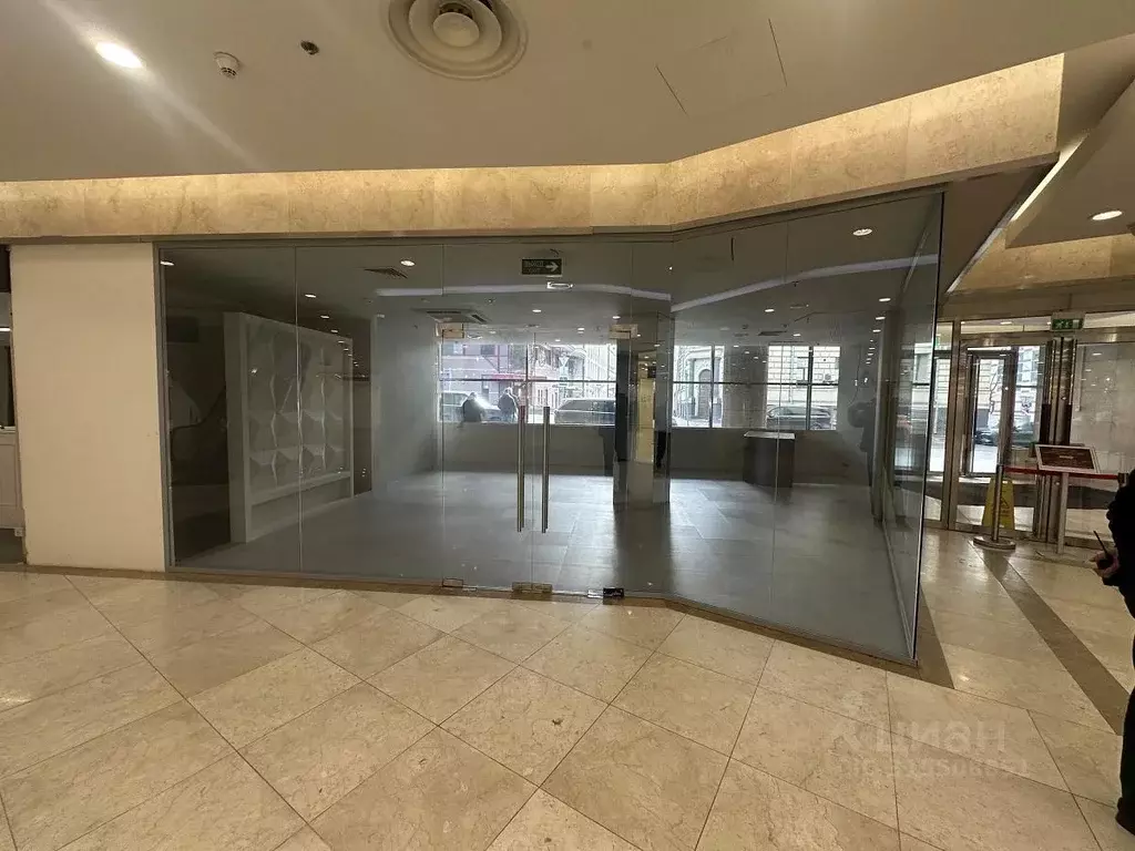 Помещение свободного назначения в Москва Новинский бул., 8 (66 м) - Фото 0