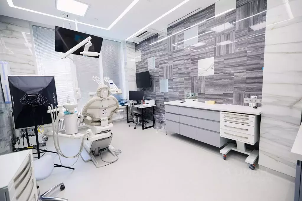 Помещение свободного назначения в Москва Шмитовский проезд, 39к2 (245 ... - Фото 1