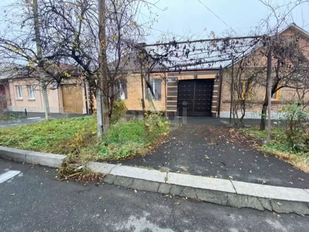 Дом в Северная Осетия, Владикавказ Тургеневская ул., 343 (100 м) - Фото 1