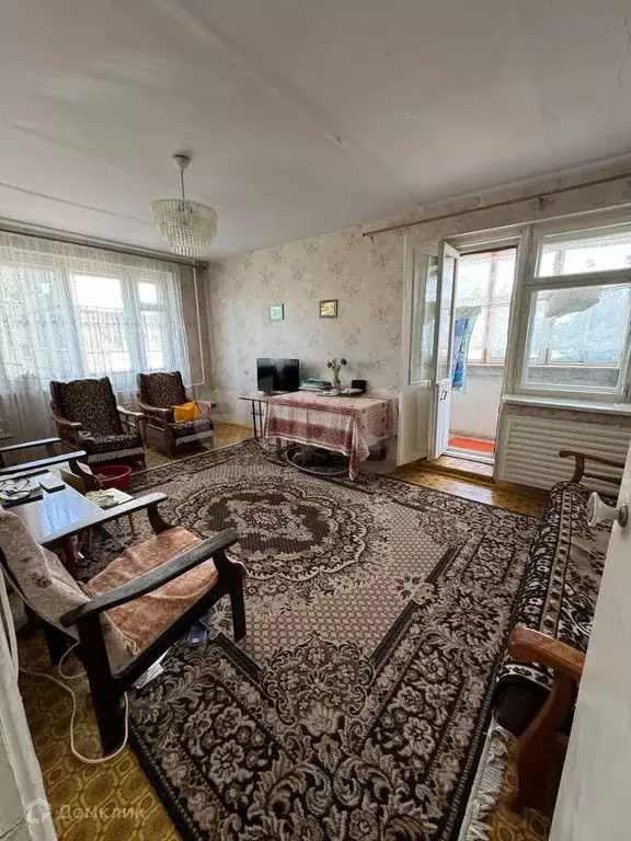 Продаётся 4-к квартира, 70 м - Фото 0