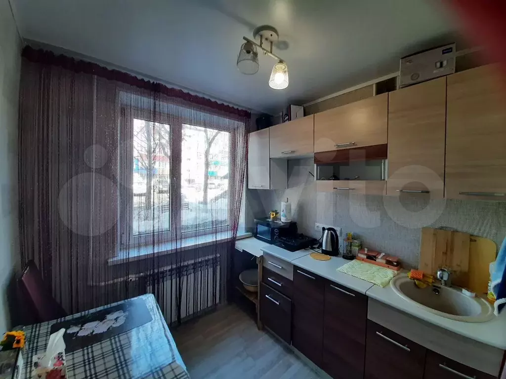 3-к. квартира, 50 м, 1/5 эт. - Фото 0