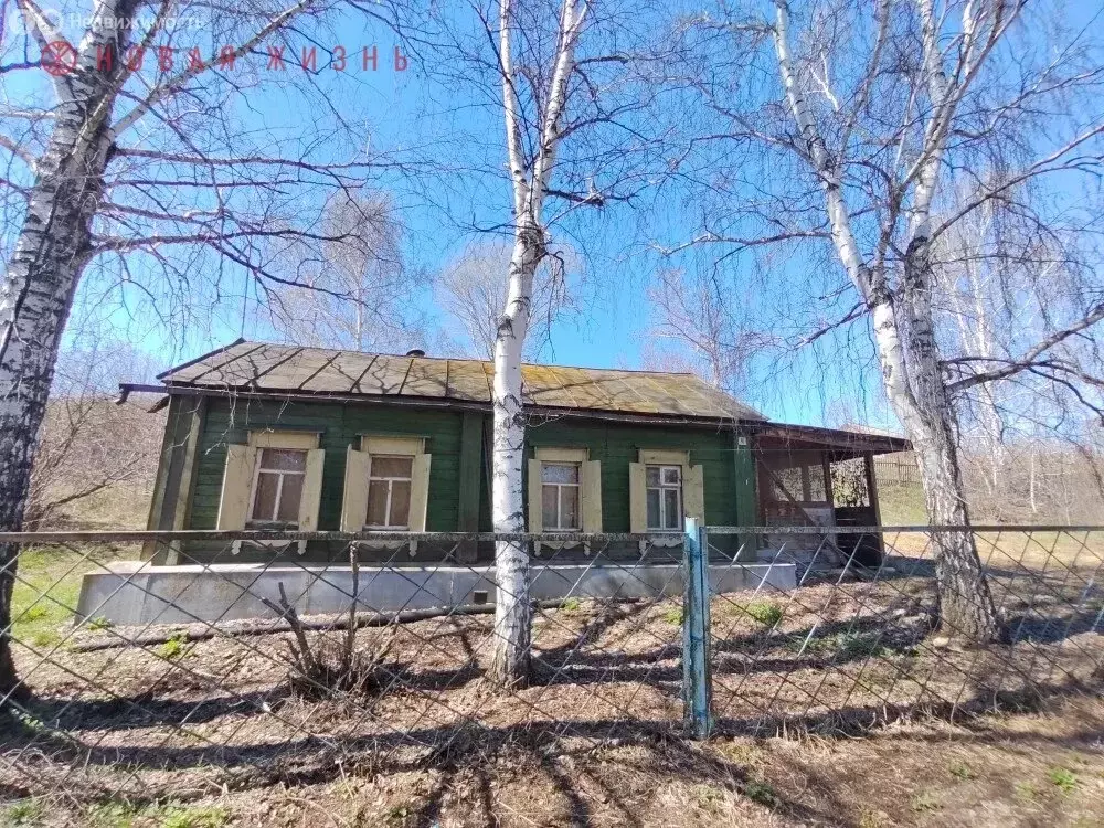 Дом в село Калиновка, Заречная улица, 4 (25 м) - Фото 1