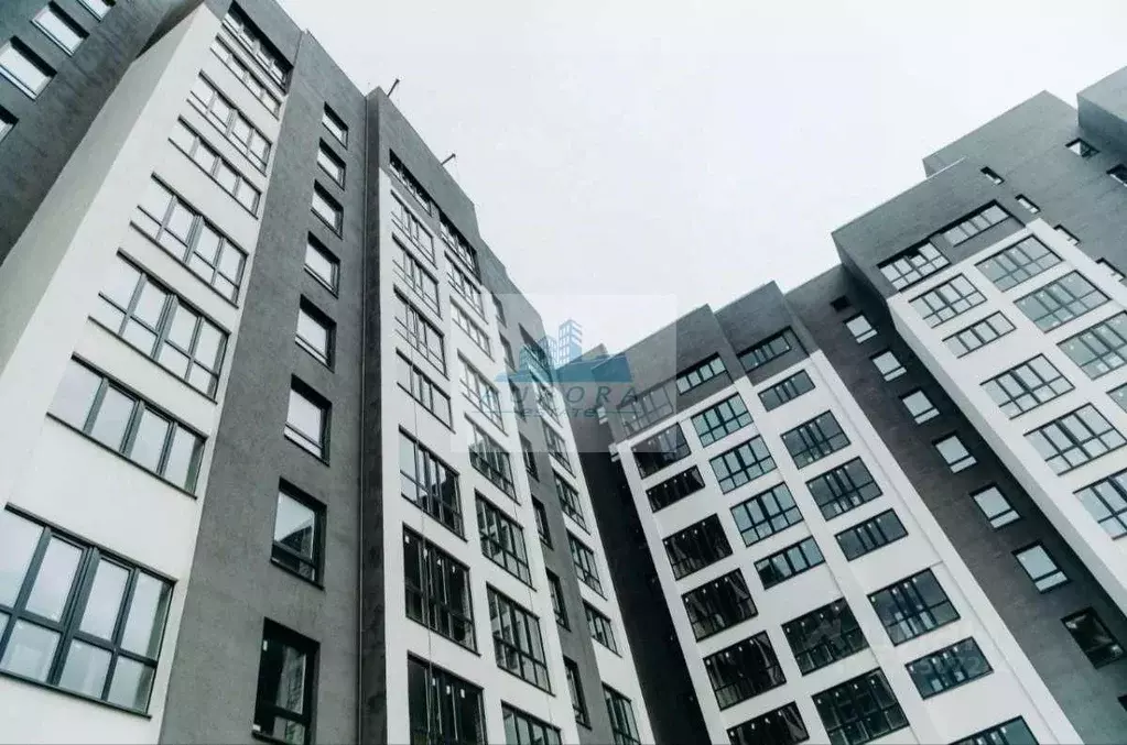 3-к кв. Саратовская область, Саратов ул. Имени Виктора Аржаного, 5 ... - Фото 0