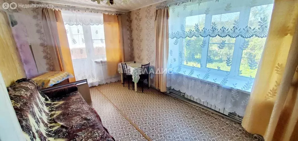 2-комнатная квартира: Копнино, Октябрьская улица, 15 (40.2 м) - Фото 0