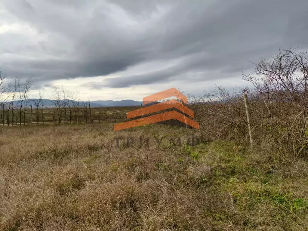Участок в Крым, Кировский район, Первомайское с/пос, с. Первомайское  ... - Фото 2