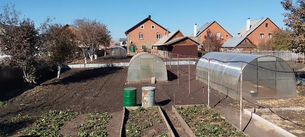 Дом в Башкортостан, Стерлитамакский район, Отрадовский сельсовет, с. ... - Фото 1