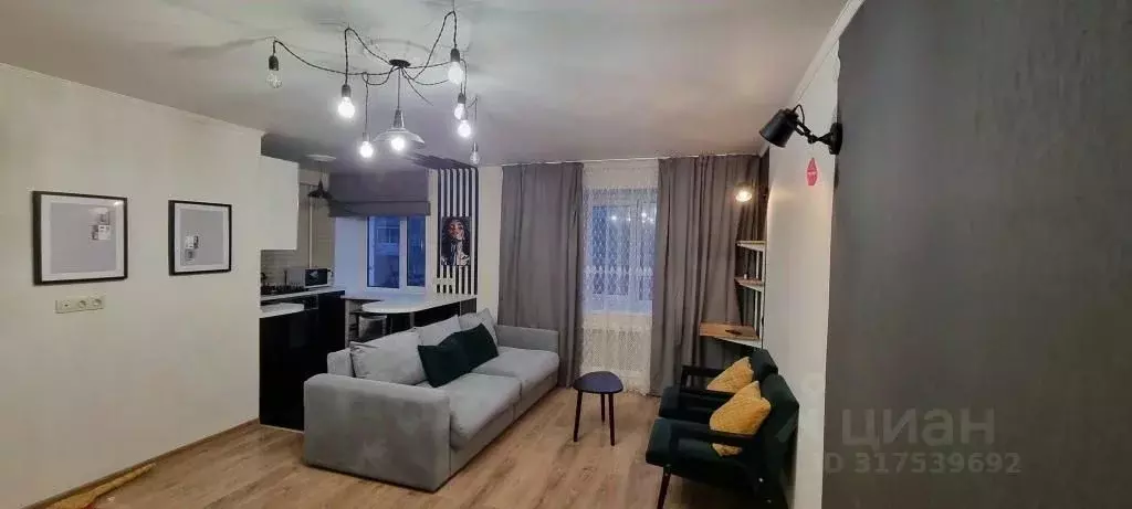 1-к кв. Удмуртия, Ижевск ул. Коммунаров, 204 (33.0 м) - Фото 1