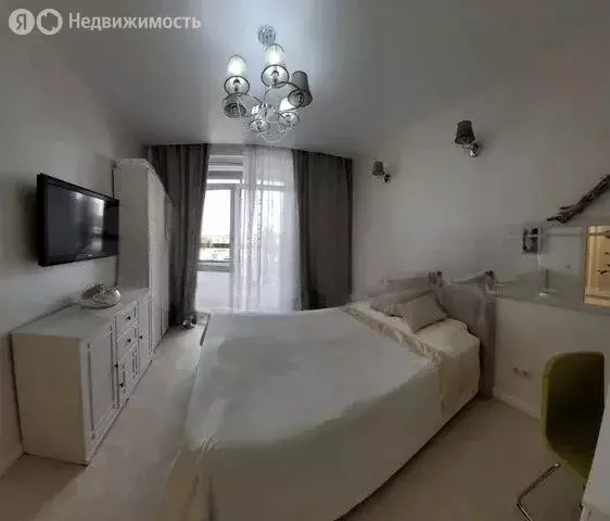 2-комнатная квартира: Тюмень, улица Фармана Салманова, 12 (60.5 м) - Фото 2