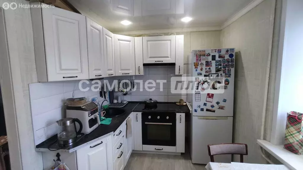 2-комнатная квартира: Белгород, улица Шаландина, 9 (49 м) - Фото 1