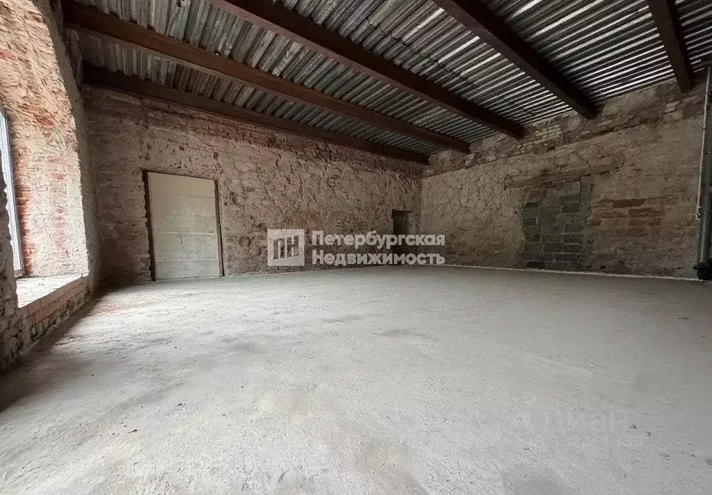 Помещение свободного назначения в Ленинградская область, Гатчина ул. ... - Фото 1