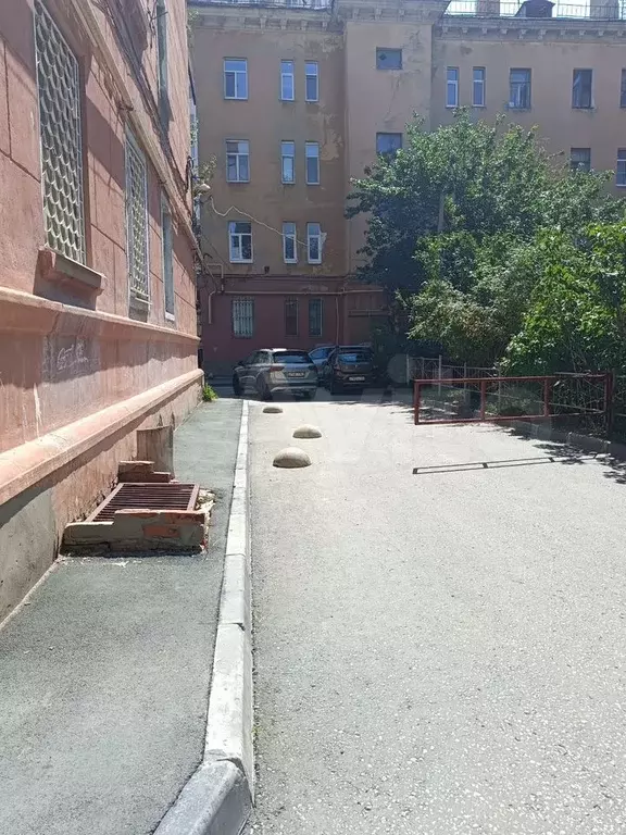5-к. квартира, 48 м, 1/5 эт. - Фото 1