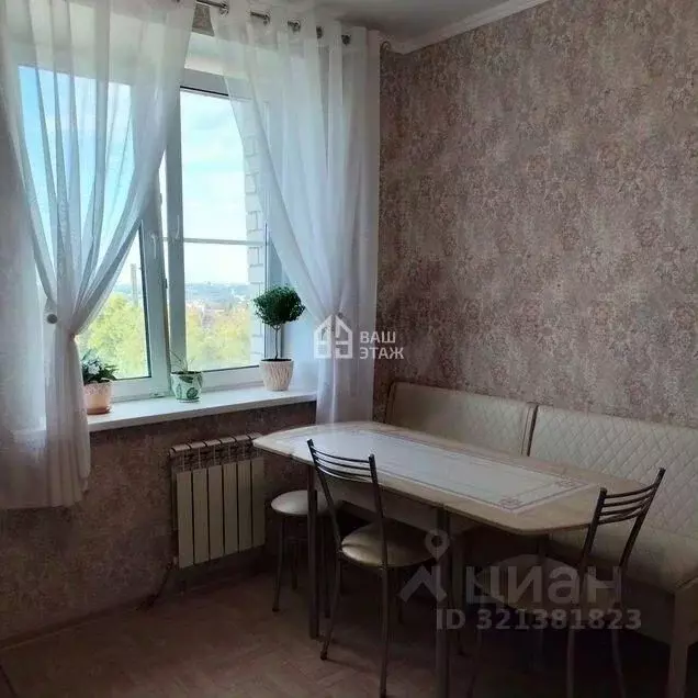 3-к кв. Калужская область, Калуга бул. Сиреневый, 14 (86.0 м) - Фото 0