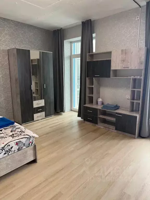 Студия Приморский край, Владивосток ул. Баляева, 49 (50.0 м) - Фото 1